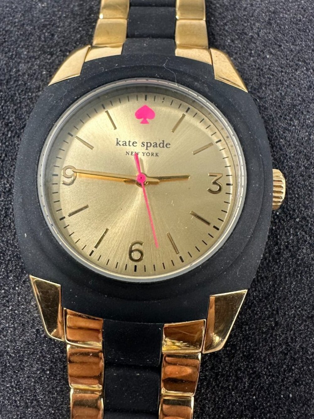 Kate Spade Skyline Watch Women Gold Tone Black Round 1YRU0161 New Battery 6.5"